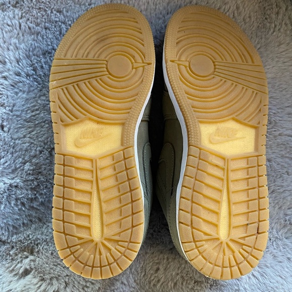 Air Jordan 1 GS Low “Trooper bleached coral” Nike shoes - Picture 4 of 11